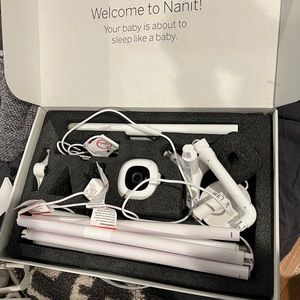 Nanit floor stand with travel stand